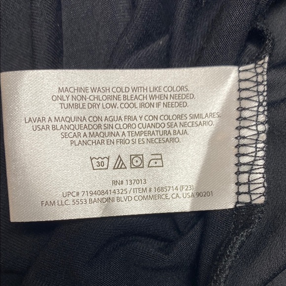 Banana Republic Blouse V-Neck Cap Sleeve Mixed Media Minimalist Black Size Large - Picture 12 of 13